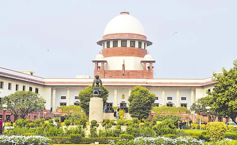 Supreme Court upholds High Court decision on summons to Karnataka CM Siddaramaiah wife
