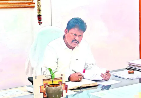 అగ్రిగోల్డ్‌ ఆస్తులకు మ్యూటేషన్‌ చేపట్టాలి 
