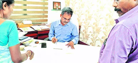 వదలబొ