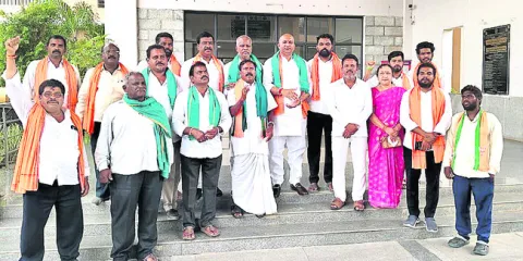 రైతులకు ఇచ్చిన హామీలు నెరవేర్చాలి
