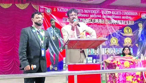 హక్కుల కోసం పోరాడాలి
