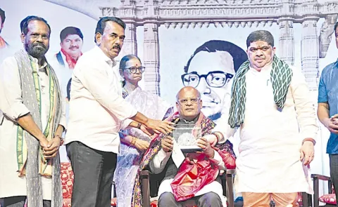 Dasharathi Statue On Tank Bund: Telangana