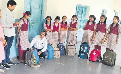 Innovative system in 40 govt schools for reducing bag weight for Students10