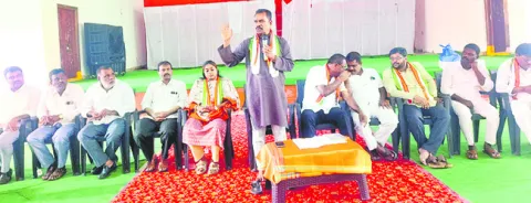 కాంగ్రెస్‌ గెలుపే లక్ష్యం కావాలి 