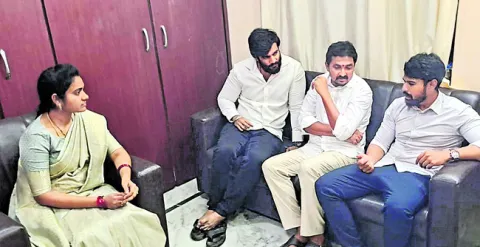 జెడ్పీ చైర్‌ పర్సన్‌ దంపతులకు బైరెడ్డి పరామర్శ