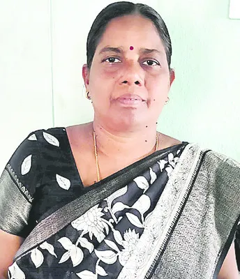 రిగ్గులతో మత్స్యకారులకు నష్టం 
