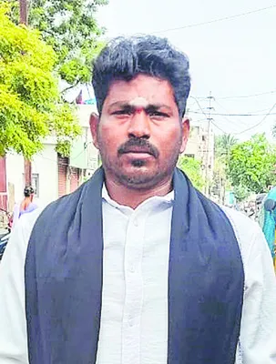 డిమాండ్లు నెరవేర్చాలి 