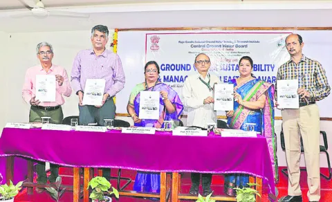 స్థిర భూగర్భ  జల నిర్వహణపై శిక్షణ 