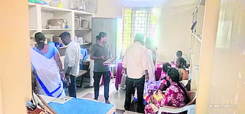 వేధిస్తున్న వ్యాక్సిన్ల కొరత 