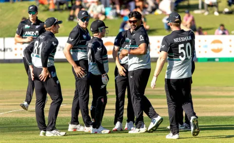 New Zealand Beat Zimbabwe By 60 Runs In 6th Match Of Zimbabwe Tri Series5