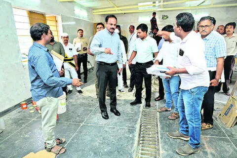 ప్రతి మండలంలో మోడల్‌ కిచెన్‌లు 