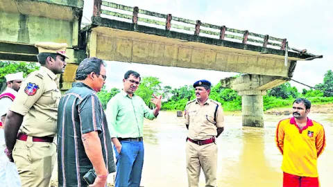 వరదలతో అప్రమత్తం
