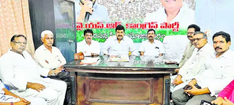 ఇది రైతు వ్యతిరేక ప్రభుత్వం 