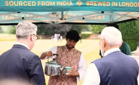 Indian Origin Entrepreneur Who Served Tea To PM Modi Goes Viral5
