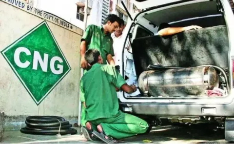 Only 83 CNG stations for nearly 60000 vehicles in Hyderabad