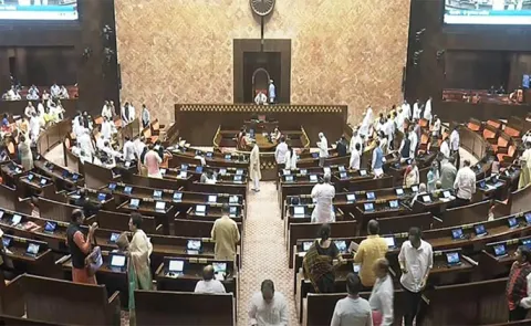 Both Houses adjourned till Friday amid Opposition protest4