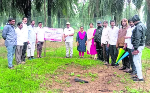 సీతారామస్వామి ఆలయ భూమి స్వాధీనం 