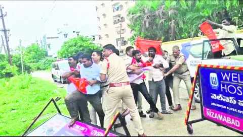 విద్యారంగ సమస్యలు పరిష్కరించాలి
