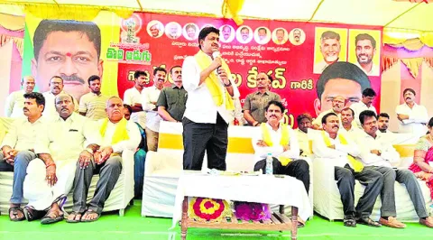 అభివృద్ధి పనులను ప్రారంభించిన మంత్రి 