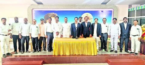 రాష్ట్రంలో అరాచకపాలన