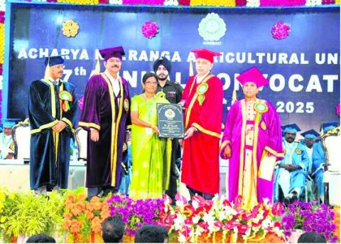 మార్టేరు వరి పరిశోధనా స్థానం శాస్త్రవేత్తకు పురస్కారం 