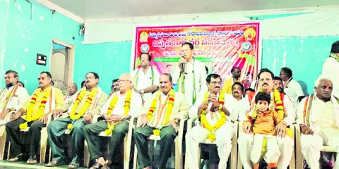 విశ్వబ్రాహ్మణ సంఘానికి ఎమ్మెల్సీ కేటాయించాలి 