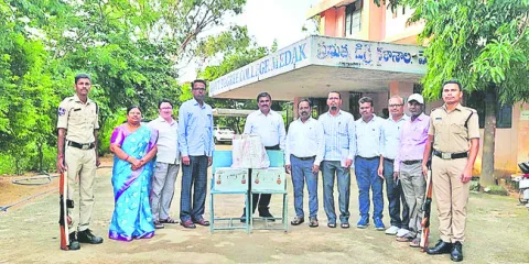 ప్రశాంతంగా జీపీఓ, సర్వేయర్ల పరీక్ష