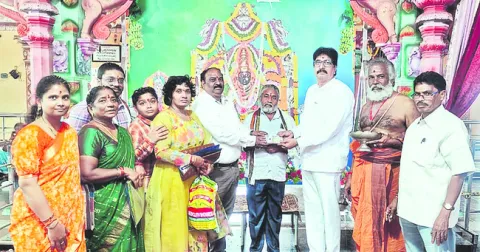కోటసత్తెమ్మ ఆలయానికి  పోటెత్తిన భక్తులు 