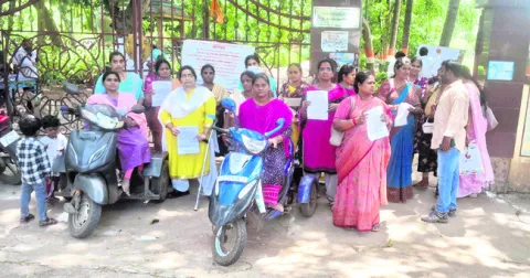 పరీక్షా కేంద్రం మార్పుతో గందరగోళం 