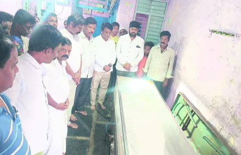 మహిళ 