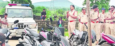 సన్మార్గంలో నడవాలి
