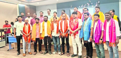 ఉమ్మడి జిల్లా హ్యాండ్‌బాల్‌ కమిటీ ఎన్నిక 
