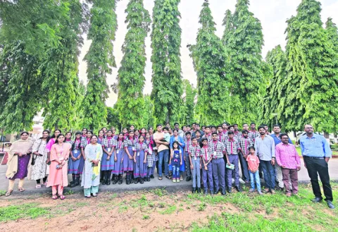 జాతీయస్థాయిలో రాణించాలి