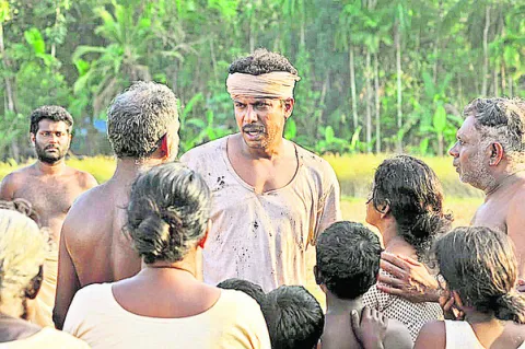 తమిళులు, మలయాళీల చరిత్రను తెలిపే వీర వణక్కం
