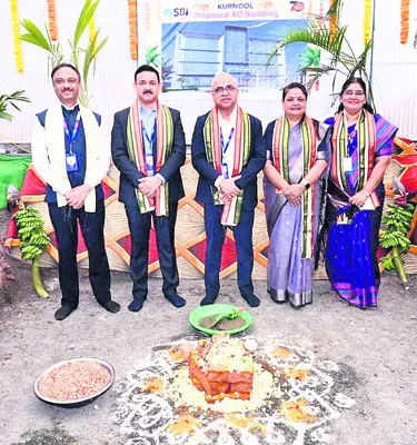 ఖాతాదారులకు సేవలు మరింత చేరువ చేస్తాం