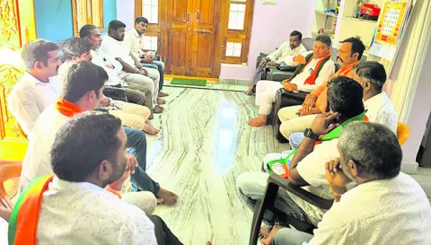 ‘స్థానిక’ ఎన్నికలకు సిద్ధం కండి
