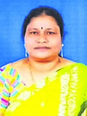పక్షవాతంలో బాధపడుతున్నా.. 
