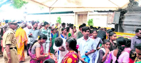శ్రావణ ఉత్సవం.. భక్తిపారవశ్యం