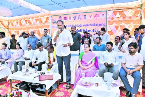 శ్మశాన వాటిక అభివృద్ధి  నిధులను ఎలా మళ్లిస్తారు? 