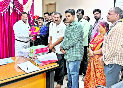 న్యాయశాఖ ఉద్యోగాల సంఘ నూతన కార్యవర్గ ఎన్నిక 
