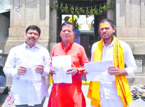 ఆలయ భూములు అన్యాక్రాంతం 