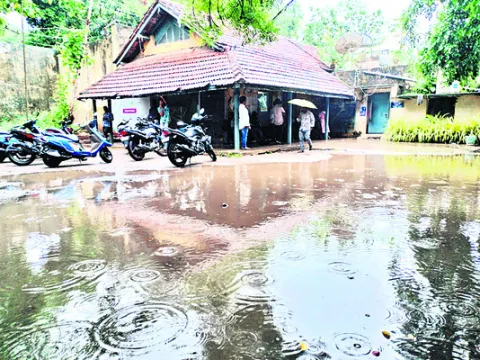 రోజంతా వర్షమే 