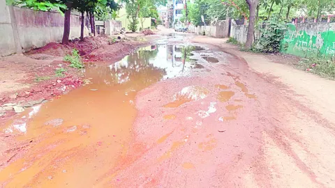 ● ‘భగీరథ’ కష్టాలు 