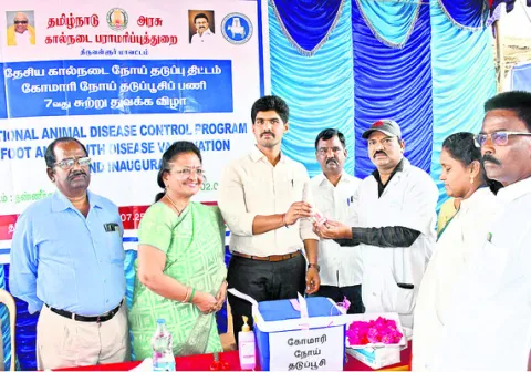 కోమారి వ్యాధి నిరోధక  వ్యాక్సిన్‌ శిబిరాలు ప్రారంభం