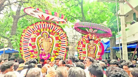వేడుకగా ఆణి తిరుమంజన ఉత్సవాలు 