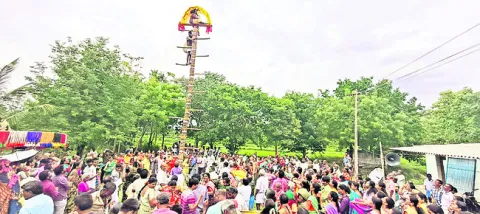 వడకుప్పంలో వేడుకగా అర్జున తపస్సు 