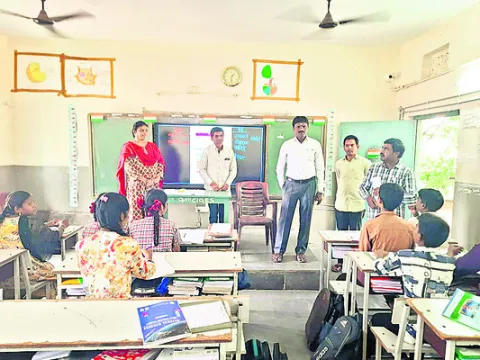 విద్యార్థులకు నాణ్యమైన విద్యనందించాలి 