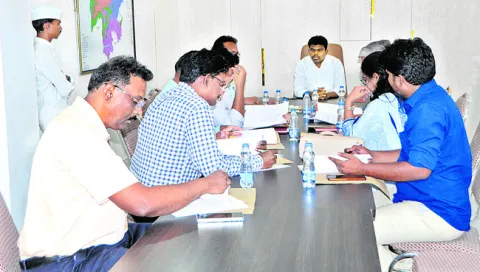 ‘నాన్‌ మస్టర్‌’ కార్మికుల వేతనాల పెంపు 