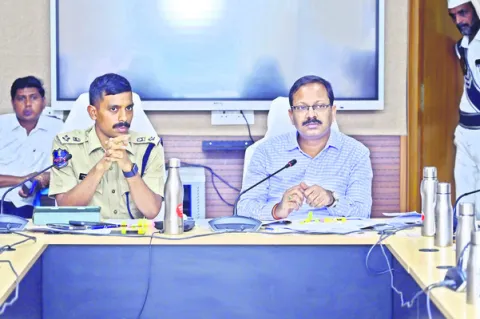 రోడ్డు ప్రమాదాల నియంత్రణకు చర్యలు