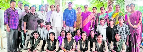 సత్తాచాటిన చోరంపూడి ఉన్నత పాఠశాల విద్యార్థులు 